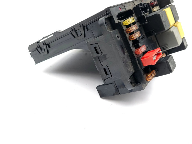 Блок предохранителей A2035452801, 2035452801   Mercedes-Benz C W203    