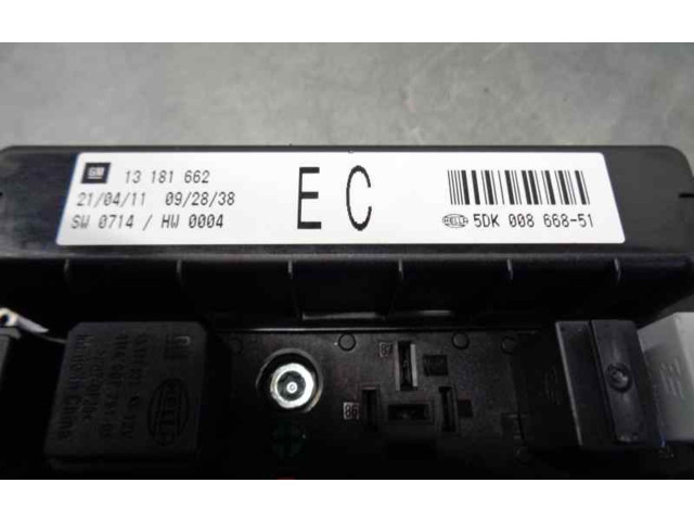 Pojistková skříňka Řídící jednotka BSM 13181662, 5DK00866851   Opel Astra G 2005