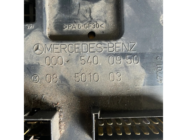   Pojistková skříňka 0005400950   Mercedes-Benz Vito Viano W638 2000