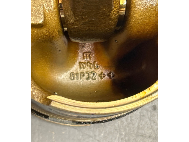 Píst 81P32   Audi A6 S6 C5 4B     