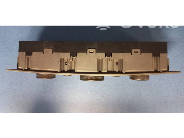 Блок управления климат-контролем 13138196   Opel Signum
