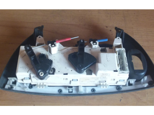 Блок управления климат-контролем 657718V, 101584   Renault Megane I