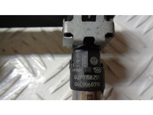 Топливная рампа 04C133313, 04C133317E   Volkswagen Up 1.0 