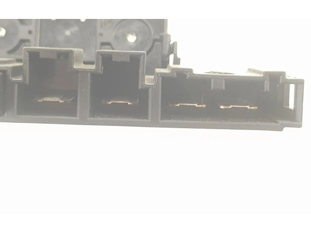 Блок предохранителей 244974022R, 244974022R   Renault Arkana    