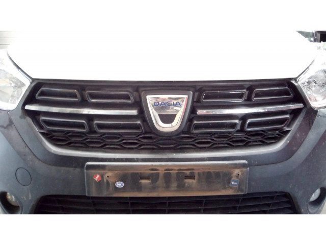 Передняя решётка Dacia Lodgy  623107630R      