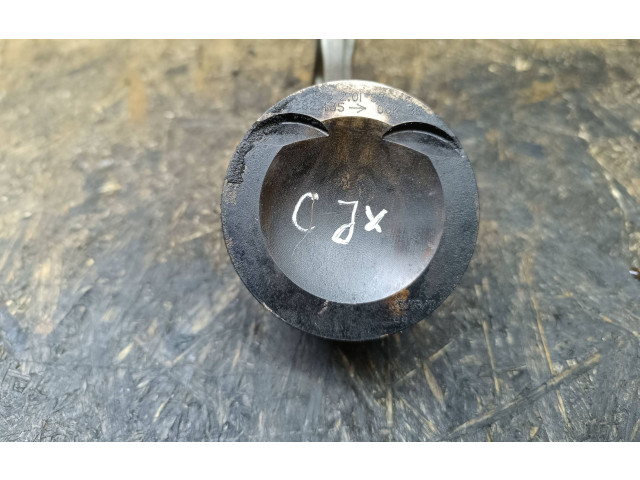 Píst CJX   Audi A3 S3 8V    CJX 