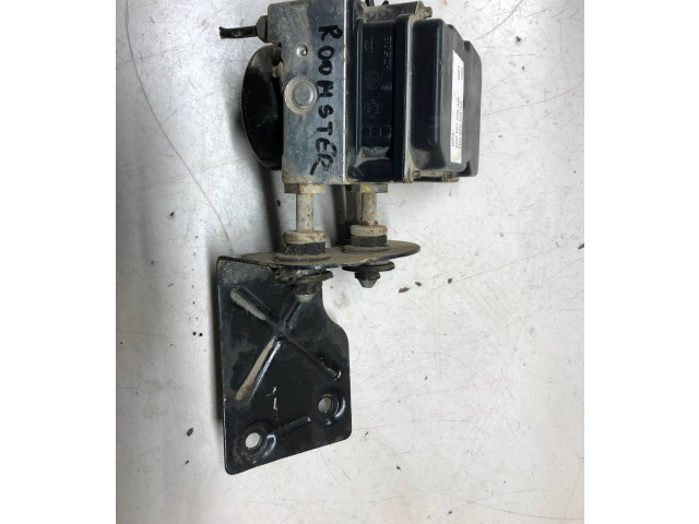 Блок АБС 6R0907379AB, 6R0907379AG   Skoda  Roomster (5J)  2006 - 2015 года