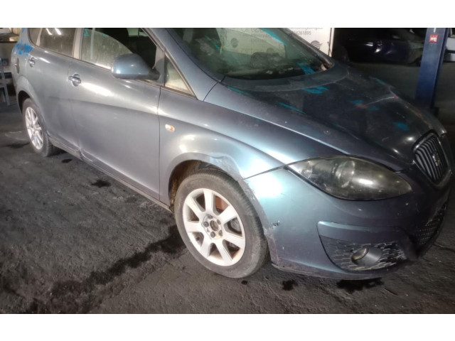 Píst    Seat Altea XL     