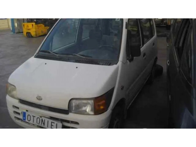 Světlo zadní     Daihatsu Move L600 1998