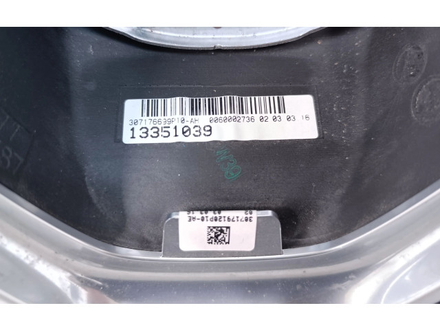 Volant Opel Zafira C 2016 13351039  
