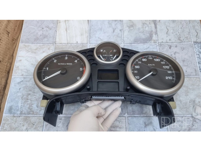 Přístrojová deska  Peugeot 207 CC 2008 9662904680  