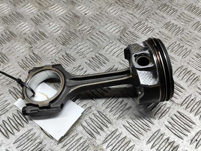  Поршень  FR3Z6108A, CR3Z6200B  Ford Mustang VI для бензинового двигателя 5.0