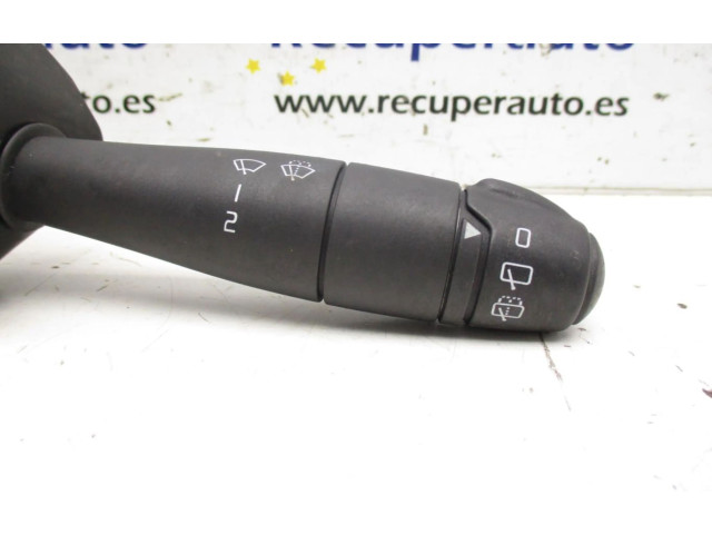 Переключатель дворников    Renault Sandero I