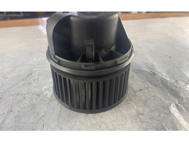 Вентилятор печки    AV6N18456AB, 0000965503   Ford Focus