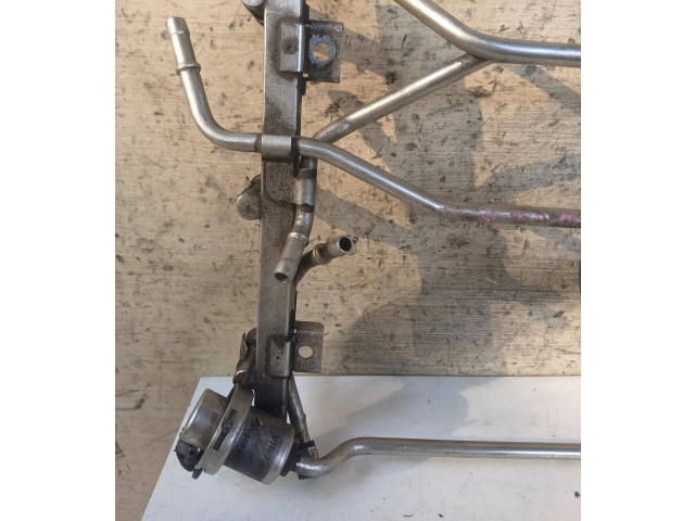 Vstřikovací lišta 078133681ar   Audi A6 S6 C5 4B     