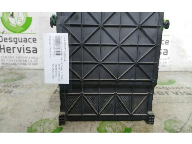   Pojistková skříňka 9645747480, 0090012   Peugeot 206 1998