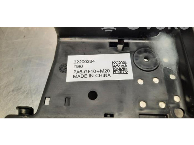   Pojistková skříňka 32200334   Volvo XC40 2021