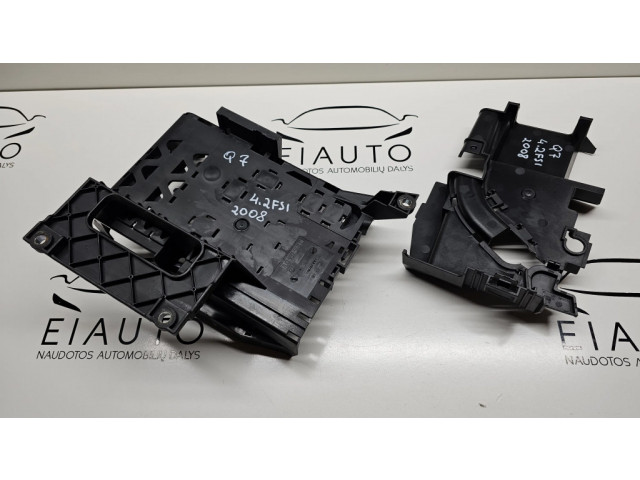 Блок предохранителей  4F0915519, 7L0937548C   Audi Q7 4L    