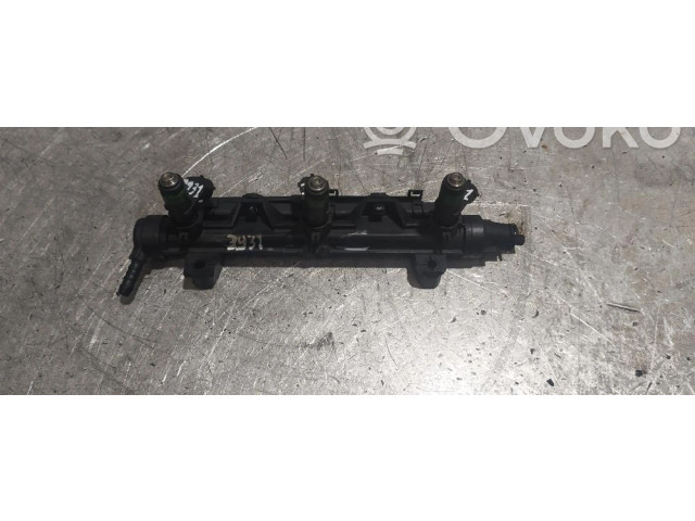 Топливная рампа 03E971824   Seat Ibiza III (6L)   для двигателя AZQ