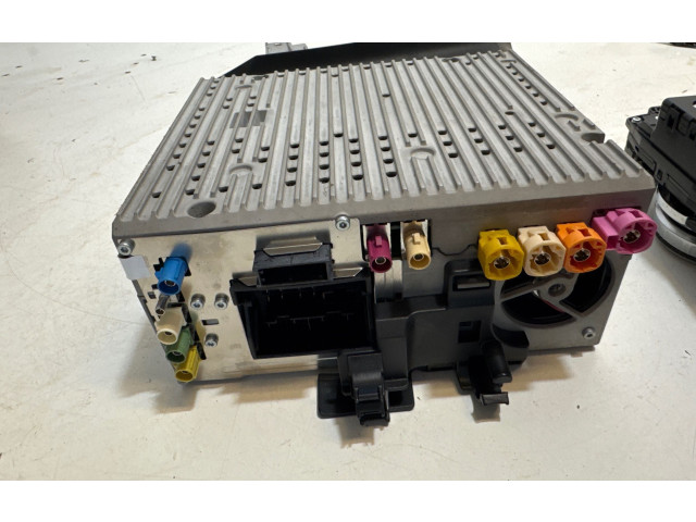 Дисплей    8801702, 8708259   BMW 5 G30 G31