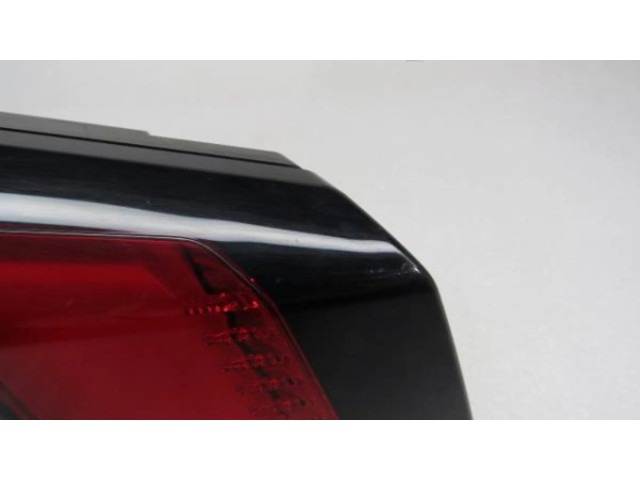 Задний фонарь  981102780    Peugeot 5008 II   2016- года