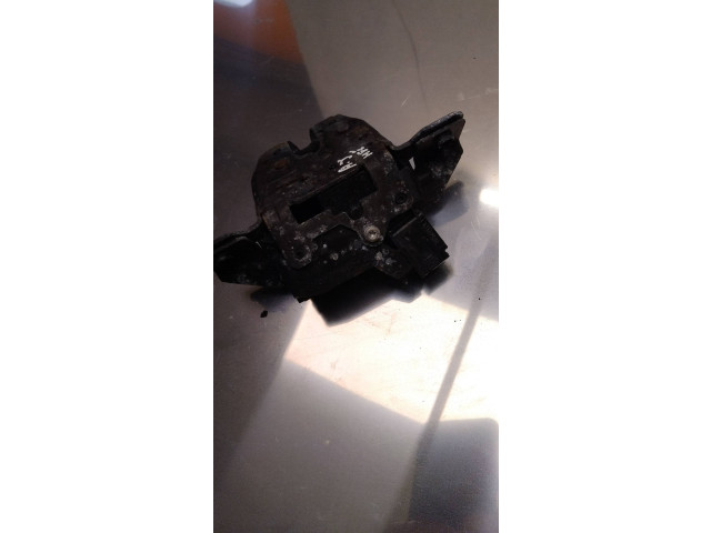 Zámek zadních dveří 71466   Opel Astra J 2011