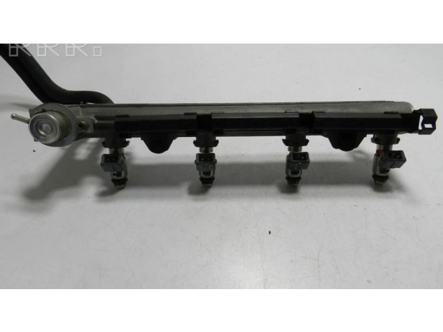 Vstřikovač 036133319B   Volkswagen Polo III 6N 6N2 6NF  pro benzínový motor 1.4  