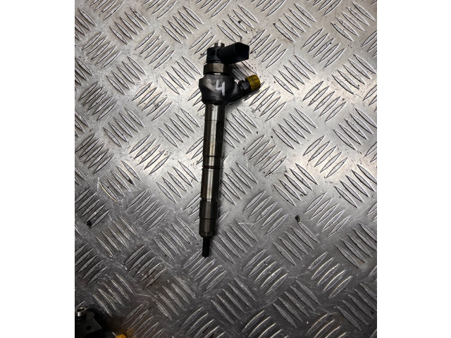 Vstřikovač 04L130277AC, 0V422   Volkswagen Jetta VI    CUUA 