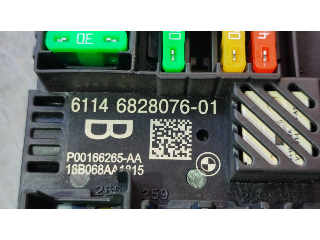Блок предохранителей  6828076   BMW X4 G02    