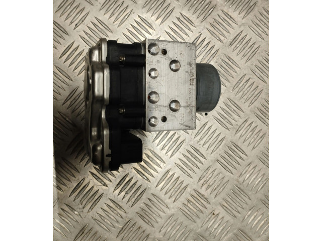Jednotka ABS A2069001016   Mercedes-Benz C W206 2023