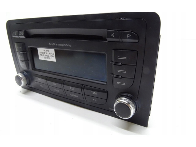 Радио/ проигрыватель CD/DVD / навигация 8P0035195M   Audi A3 S3 A3 Sportback 8P  