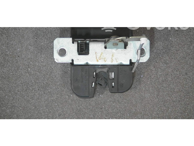 Замок багажника 6Q6827505B    Volkswagen Polo IV 9N3 2005 - 2009 года