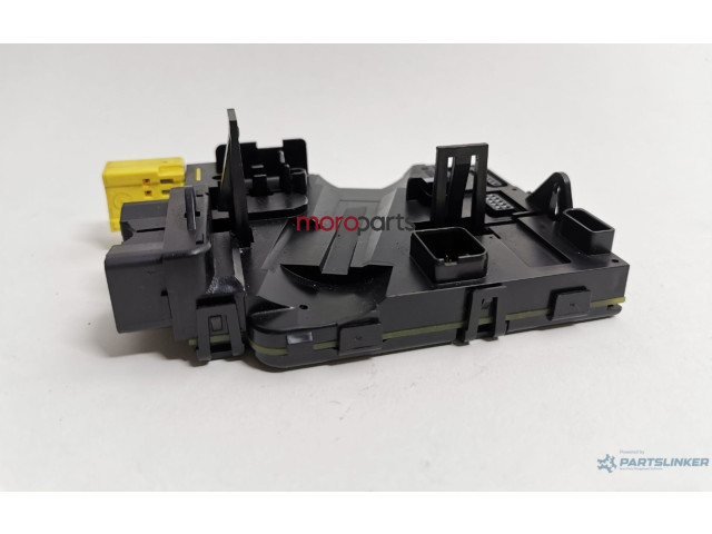 Руль Volkswagen Caddy  2004 - 2010 года 1K0953549BQ, 1K0953549BQ      
