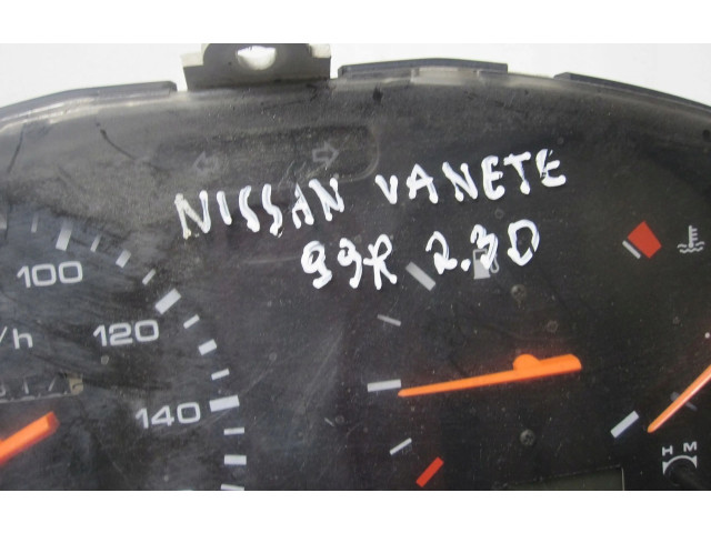 Přístrojová deska  Nissan Vanette 1999 21066601  