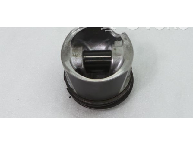  Поршень  7901S, 14R0  Audi RS4 B8  