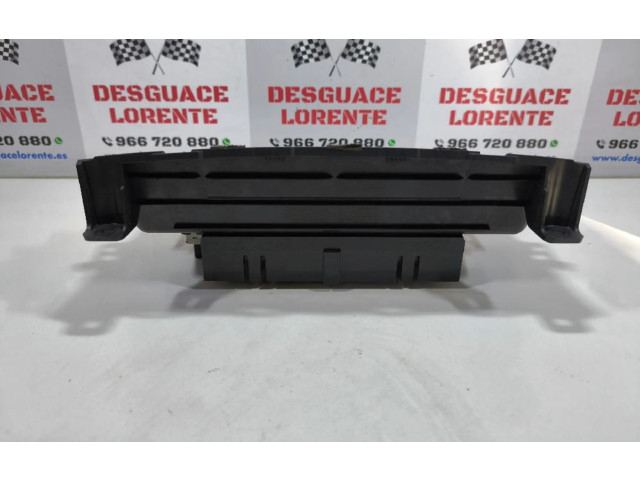 Дисплей    259154618R   Renault Latitude (L70)