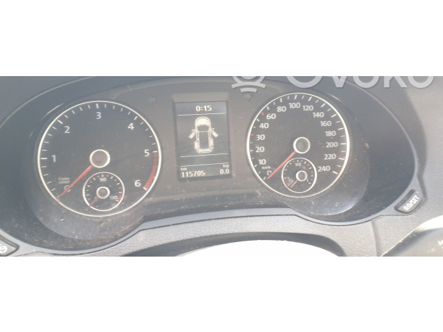 Přístrojová deska  Volkswagen Sharan 2017 7N0920870Q, 3219792  