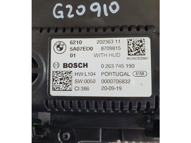 Přístrojová deska  BMW 3 G20 G21 2019 8709815  