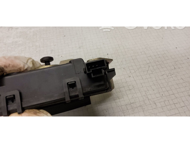 Zámek zadních dveří 264970728, 495058724   Opel Astra H 2005
