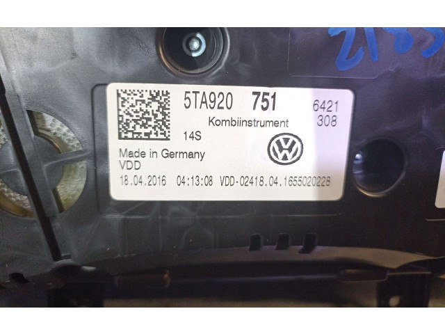 Панель приборов 5TA920751, 5TA920751   Volkswagen Touran III       