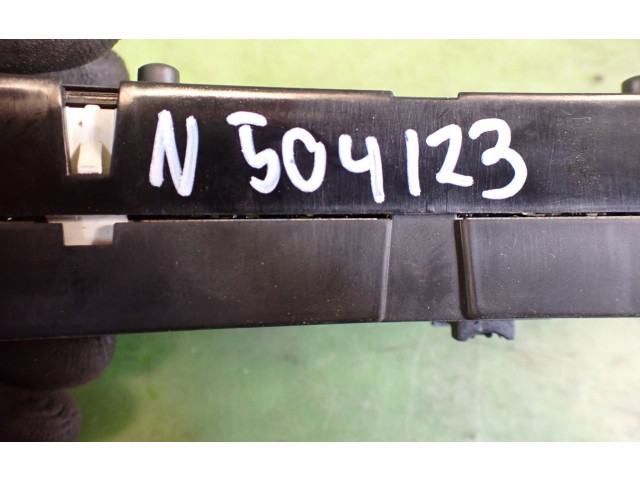 Дисплей    1488702080   Lancia Phedra