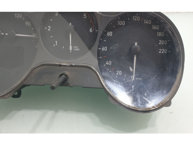 Панель приборов 5P0920827F   Seat Altea XL       