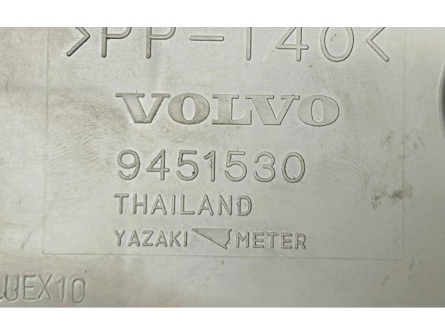 Přístrojová deska  Volvo S70  V70  V70 XC 1999 9168144, 9451530  
