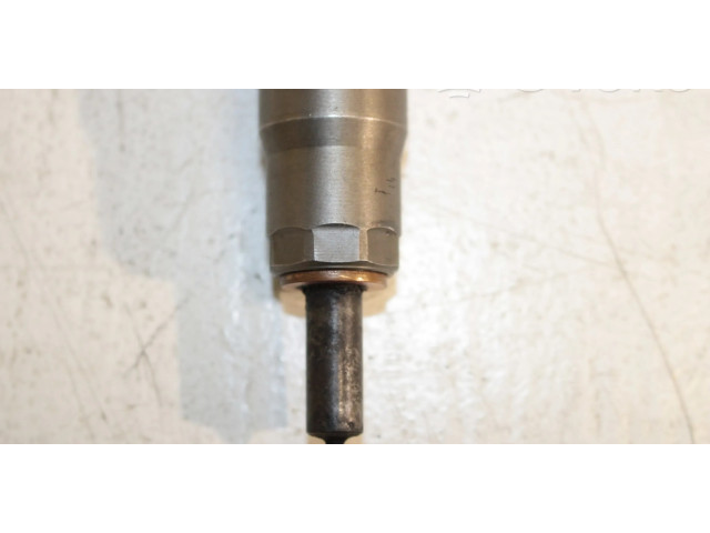 Vstřikovač 33800-2A800, 0445110411   Hyundai i40  pro naftový motor 1.7  Dyzelis