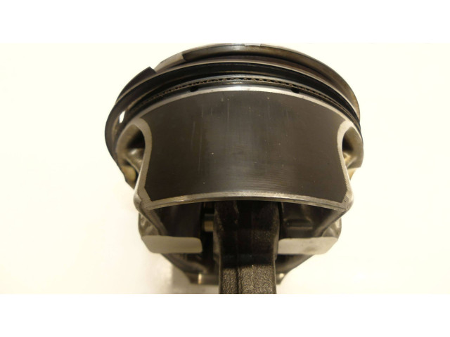 Píst 86L13, 326368   Maserati Ghibli    M156D M156B M156E BITURBO 