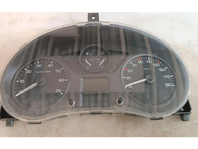 Přístrojová deska  Peugeot Expert 2011 5550013101  
