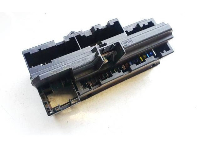   Pojistková skříňka 6113690058204, 61136900582-04   BMW 7 E65 E66 2007