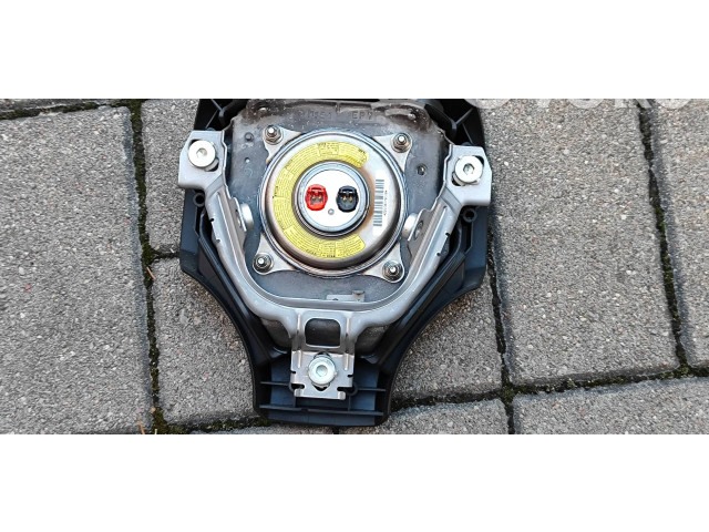 Подушка безопасности водителя Z21C8073008   Lexus IS 220D-250-350