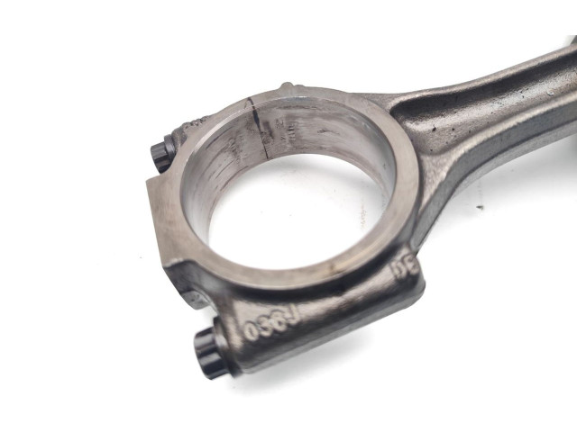 Píst AWX   Audi A6 S6 C5 4B    AWX 