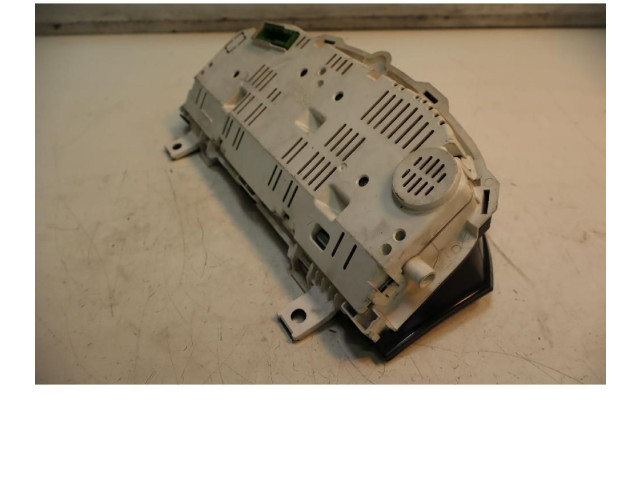 Панель приборов YAC500465   Land Rover Range Rover Sport L320       